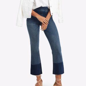 Spanx Cropped Flare Jeans in Medium Blue Wash sz S